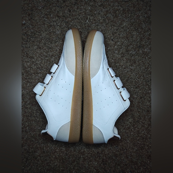 White and Tan Shoes - Picture 3 of 4